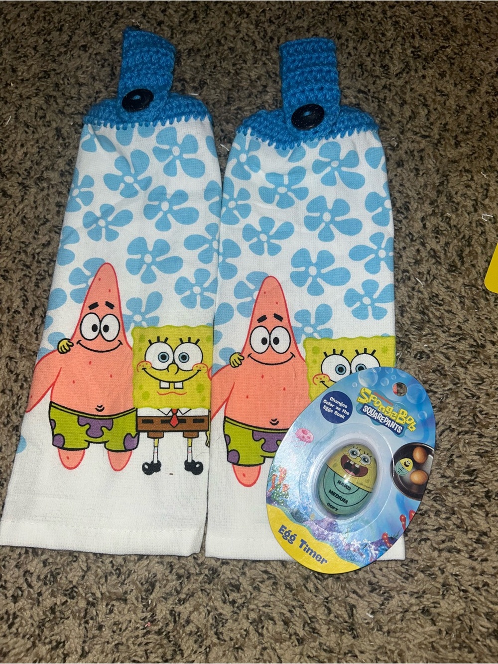 SpongeBob SquarePants Hanging Kitchen Towels and Egg Timer